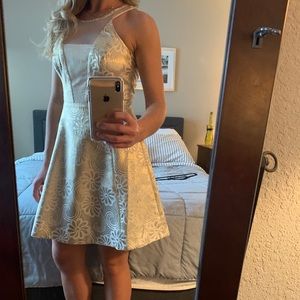 NWT: Lilly Pulitzer Elsie Dress in Gold Metallic